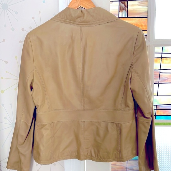 Faux leather blazer jacket. - Picture 5 of 5
